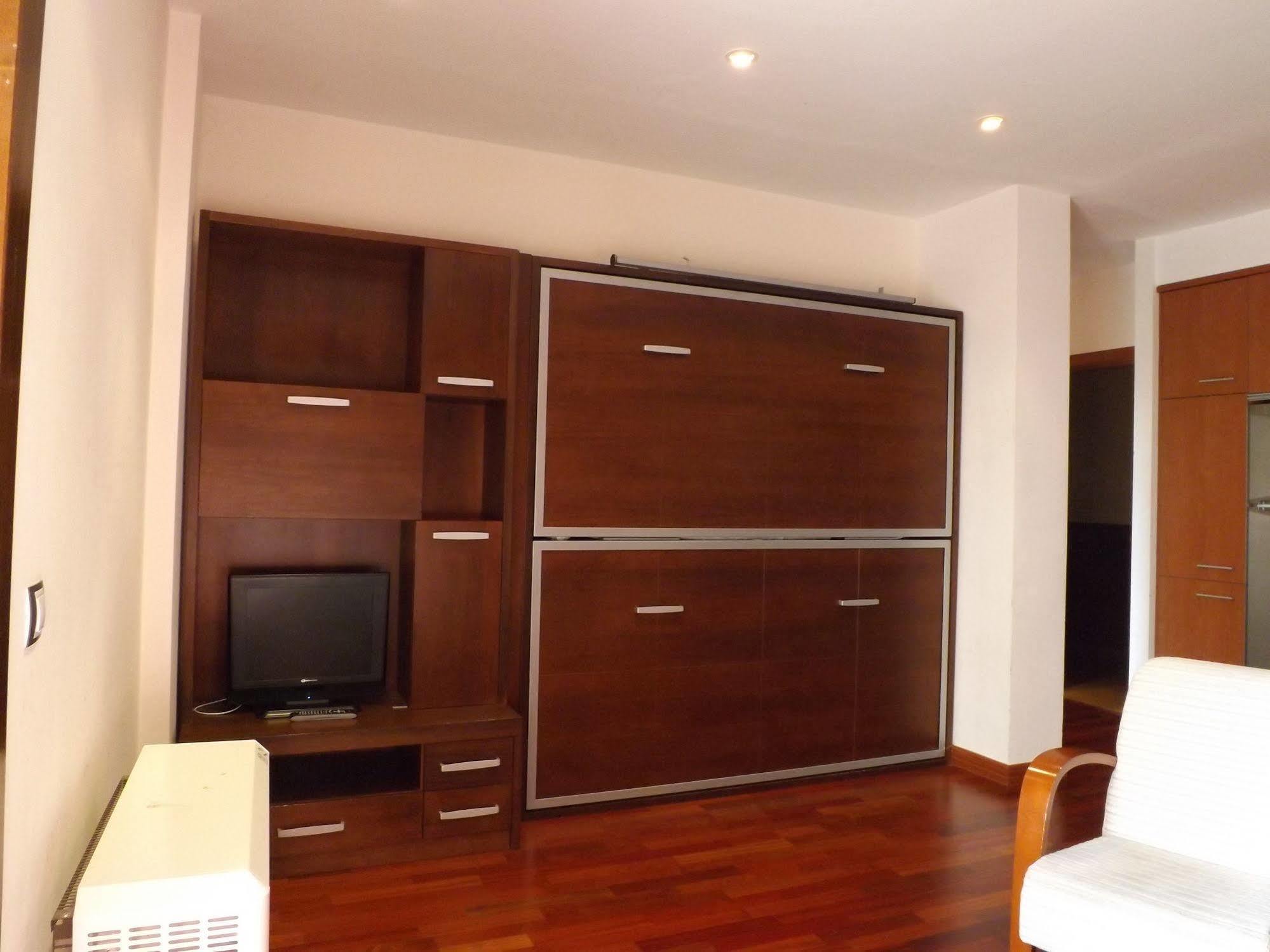 Roca Nevada Suites Villanúa Eksteriør bilde